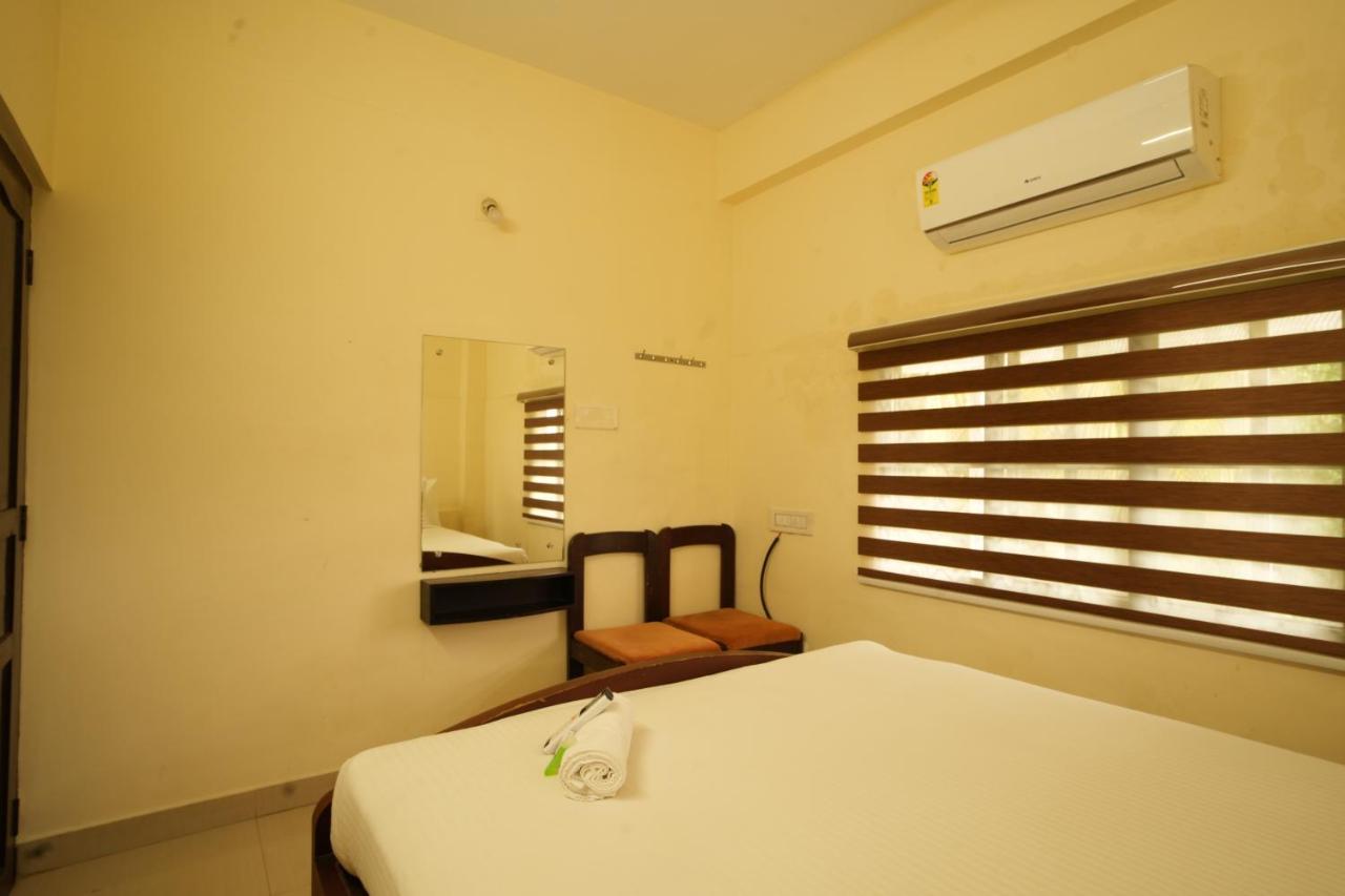 K V Suites Kochi Exteriör bild